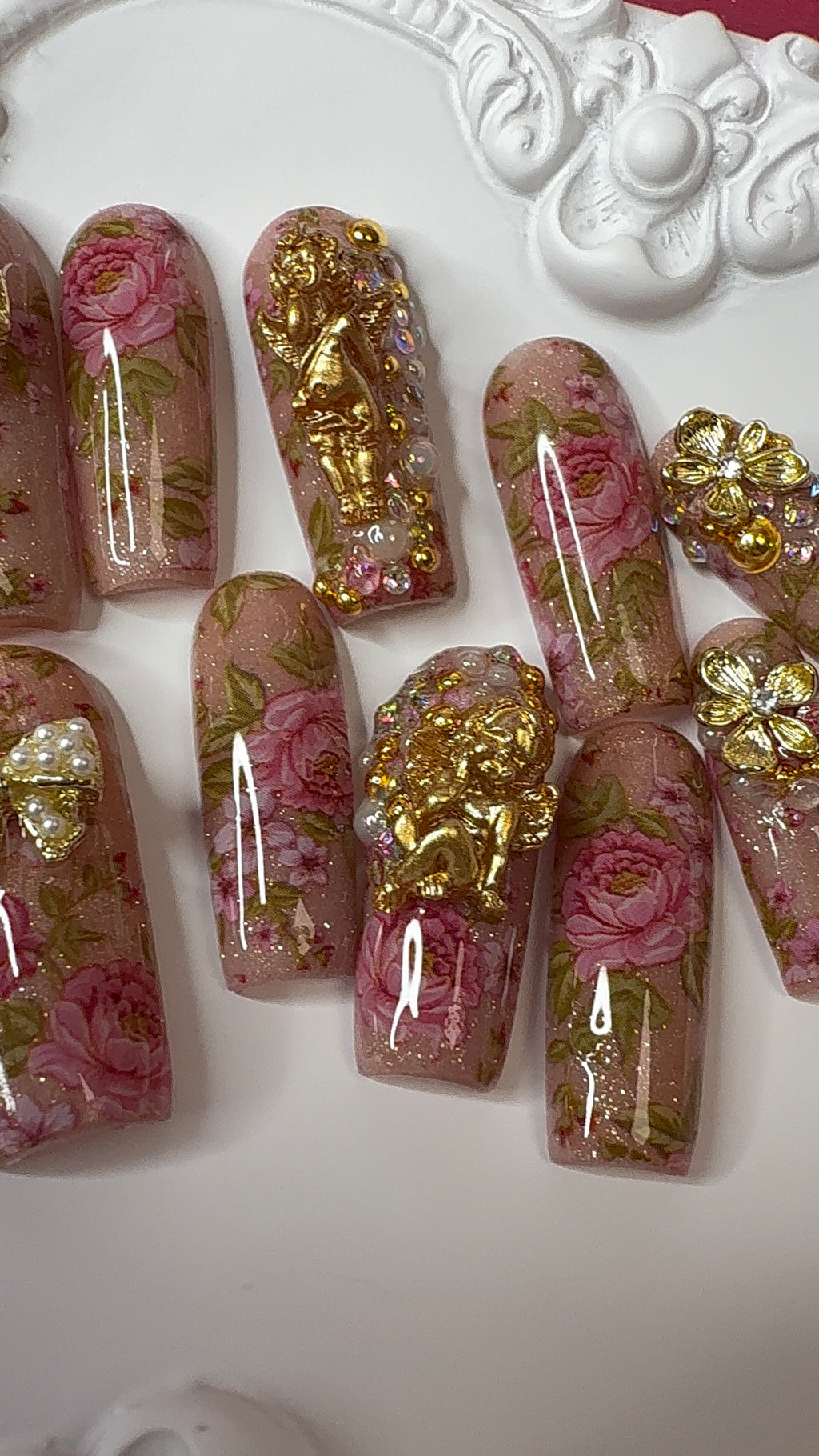 Les Chérubins de Rosina™ | Luxury Rococo Floral Press-On Nails | Champagne Nude Gold, Pink Roses, Cherubs & Pearls