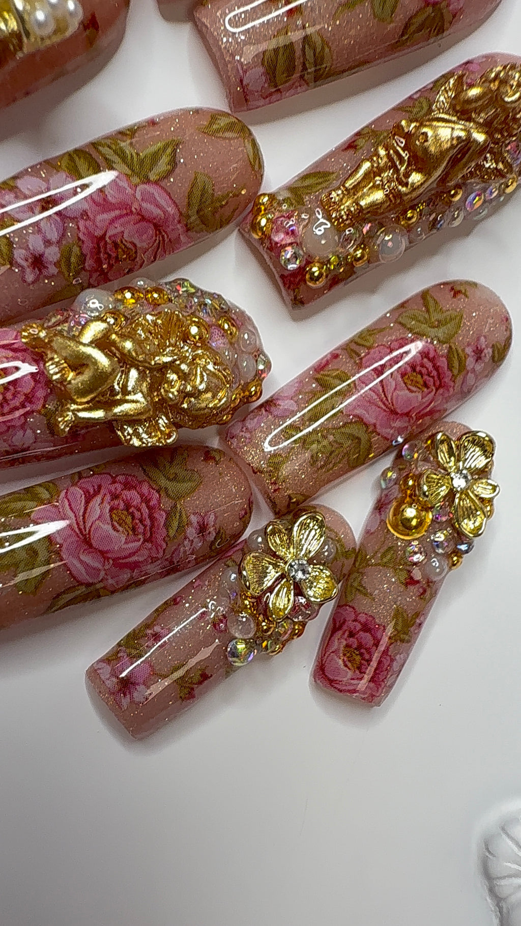 Les Chérubins de Rosina™ | Luxury Rococo Floral Press-On Nails | Champagne Nude Gold, Pink Roses, Cherubs & Pearls