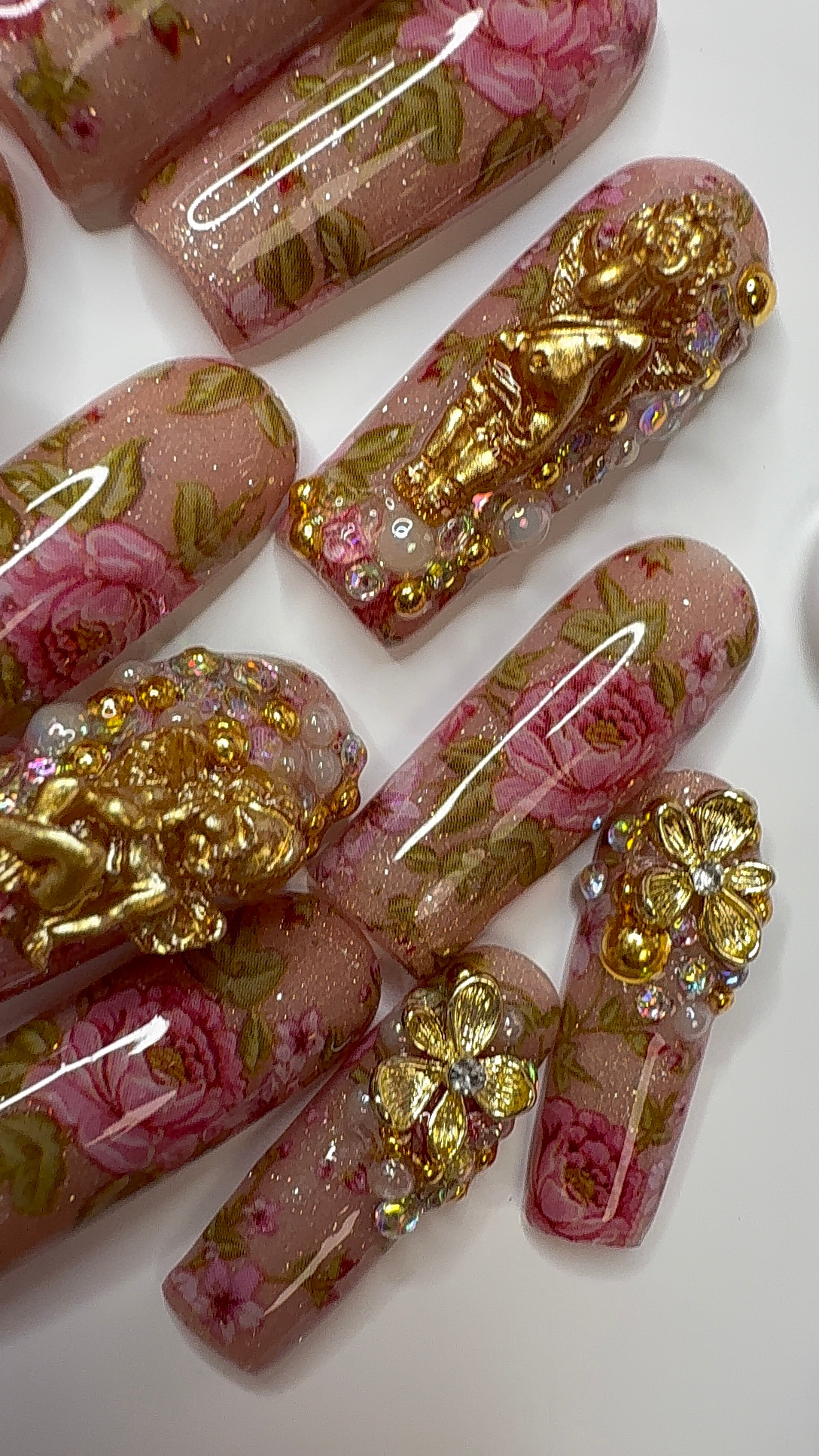 Les Chérubins de Rosina™ | Luxury Rococo Floral Press-On Nails | Champagne Nude Gold, Pink Roses, Cherubs & Pearls